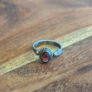 Vintage Garnet 925 Sterling Silver Southwestern Ring Size 6